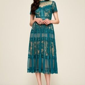 Tadashi Shoji Camilla Green/Teal Tea Length Dress